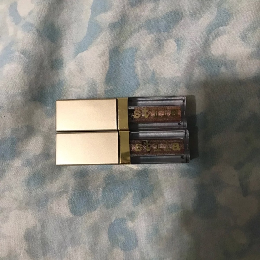 pack of mini stila liquid eyeshadow